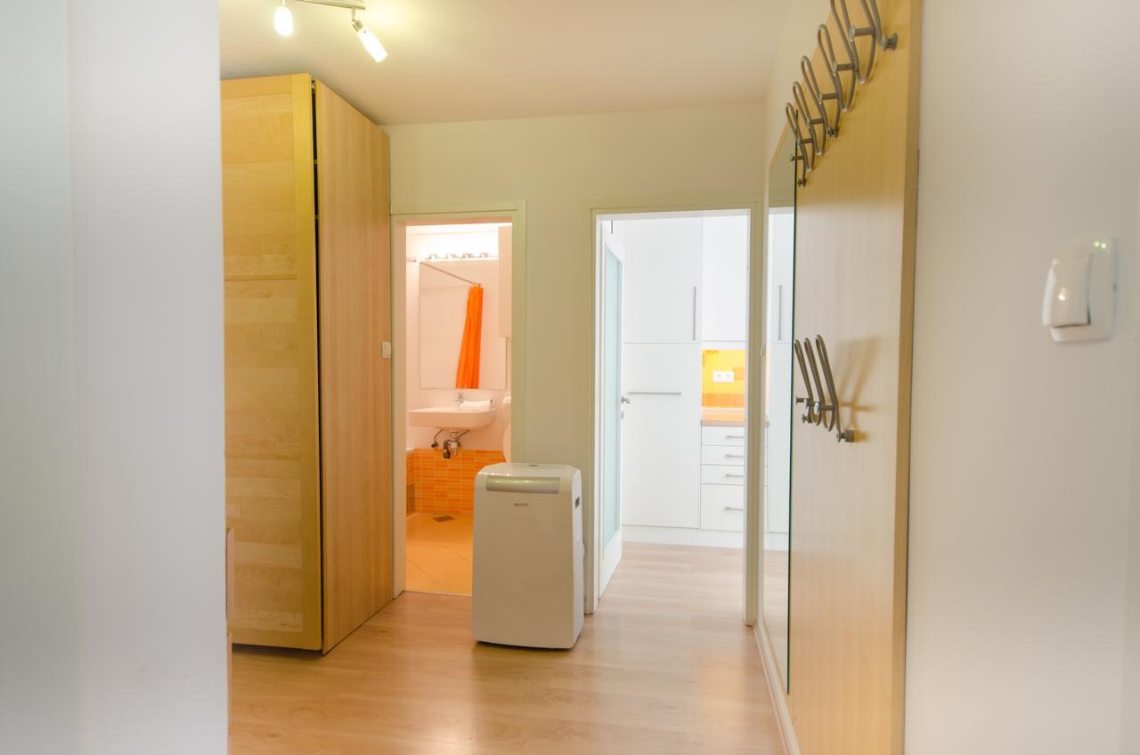 Apartment Near The Train Station Ljubljana Luaran gambar