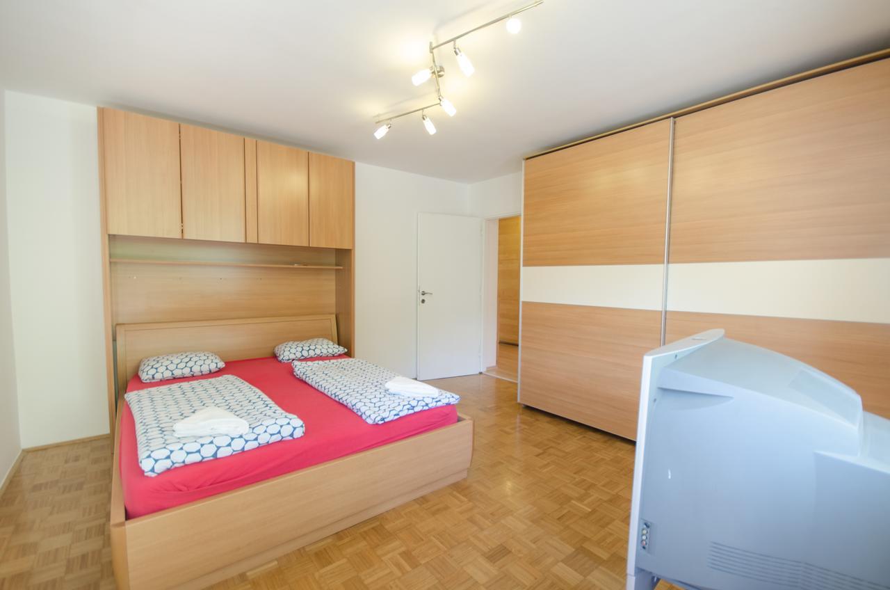 Apartment Near The Train Station Ljubljana Luaran gambar