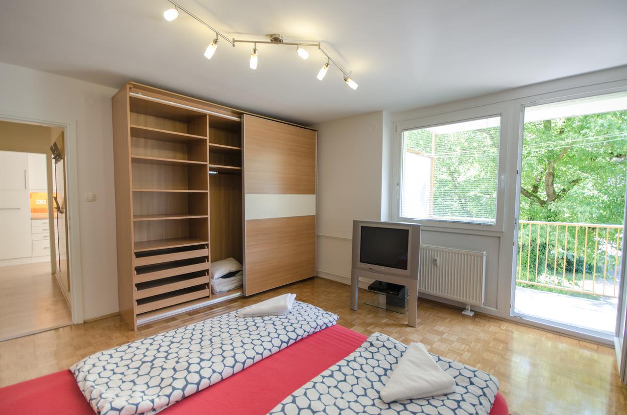 Apartment Near The Train Station Ljubljana Luaran gambar